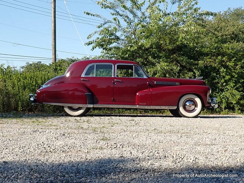 Cadillac-Fleetwood-1941-red-148059-5