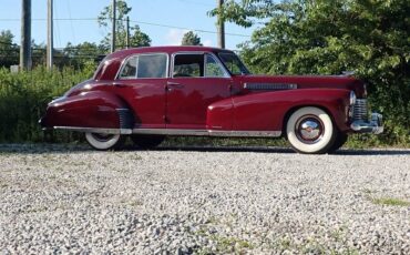 Cadillac-Fleetwood-1941-red-148059-8