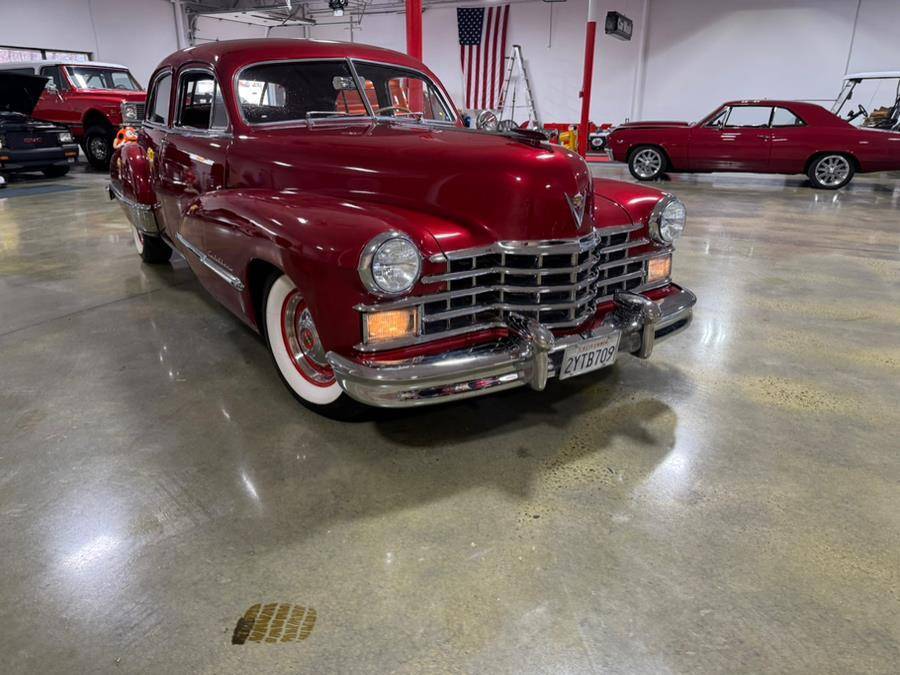 Cadillac-Fleetwood-1947-0-2