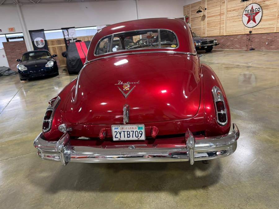 Cadillac-Fleetwood-1947-0-4