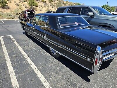 Cadillac-Fleetwood-1968-Black-74030-1