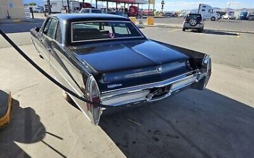 Cadillac-Fleetwood-1968-Black-74030-8