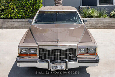 Cadillac-Fleetwood-1986-Gold-Other-Color-0-1