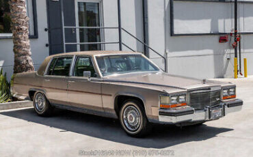 Cadillac-Fleetwood-1986-Gold-Other-Color-0-2