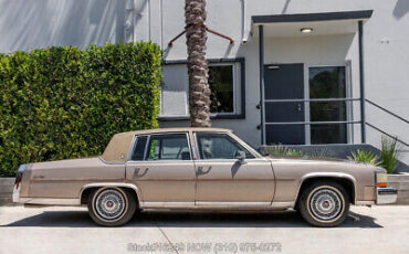 Cadillac-Fleetwood-1986-Gold-Other-Color-0-3