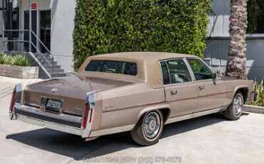 Cadillac-Fleetwood-1986-Gold-Other-Color-0-4