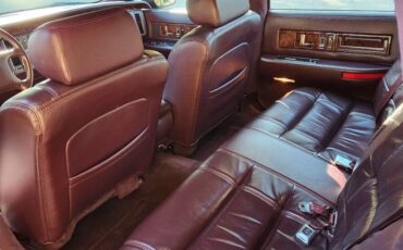 Cadillac-Fleetwood-1994-red-205996-10