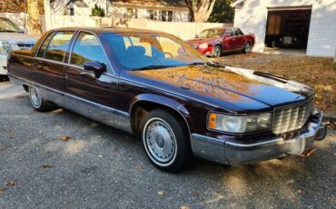 Cadillac-Fleetwood-1994-red-205996-2