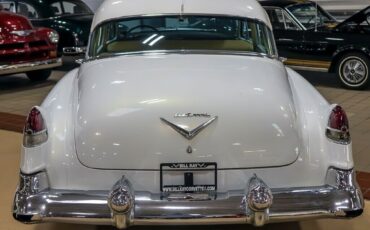 Cadillac-Fleetwood-Berline-1953-White-Cream-62951-6