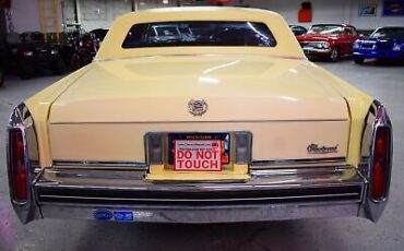 Cadillac-Fleetwood-Berline-1983-Yellow-Other-63514-13