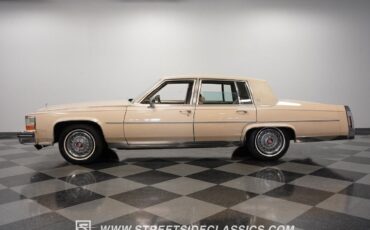 Cadillac-Fleetwood-Berline-1986-Beige-Beige-1181-2