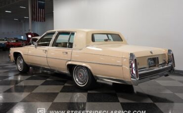 Cadillac-Fleetwood-Berline-1986-Beige-Beige-1181-9