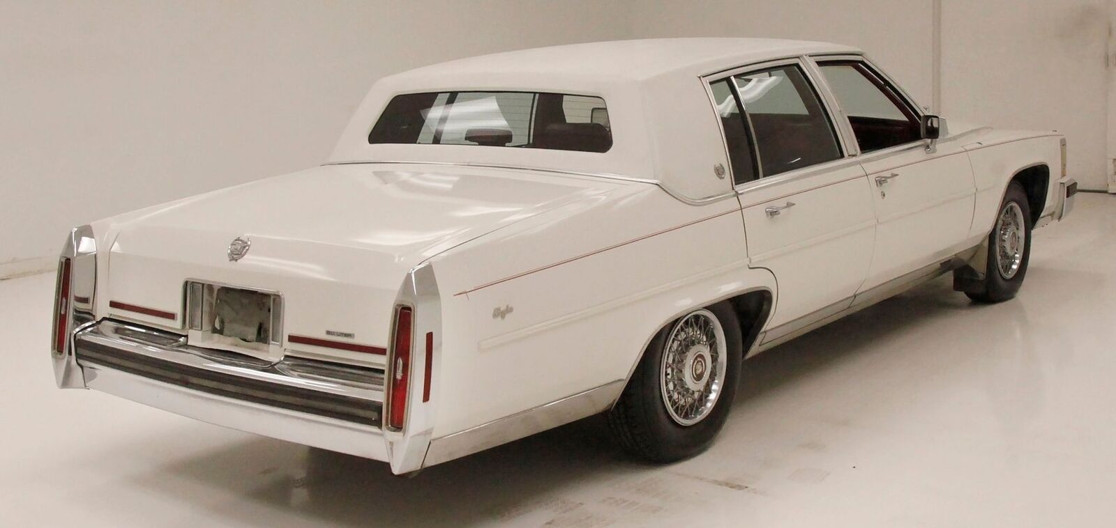 Cadillac-Fleetwood-Berline-1989-White-Red-141497-3