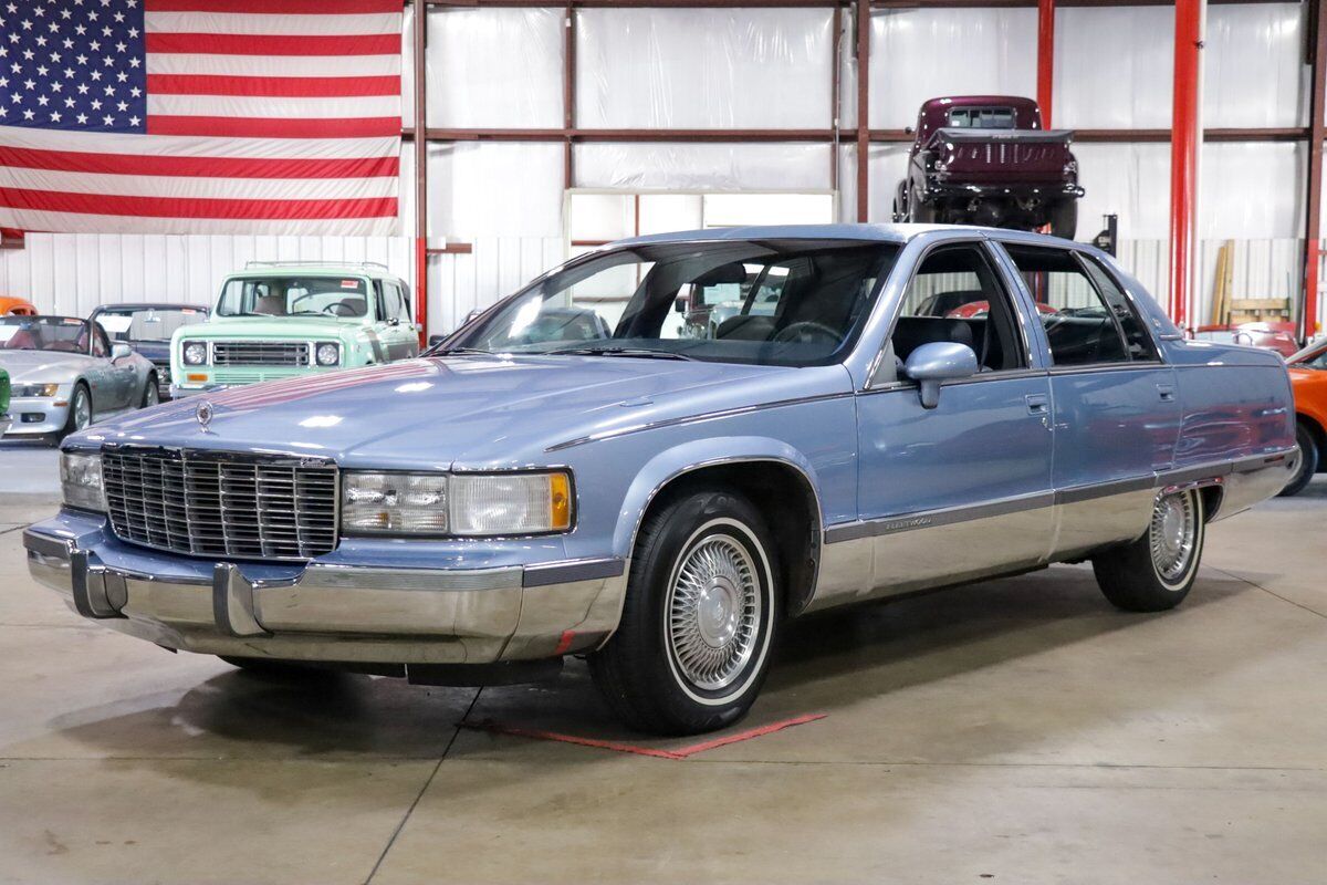 Cadillac-Fleetwood-Berline-1993-Blue-Blue-226197-2