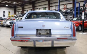 Cadillac-Fleetwood-Berline-1993-Blue-Blue-226197-7