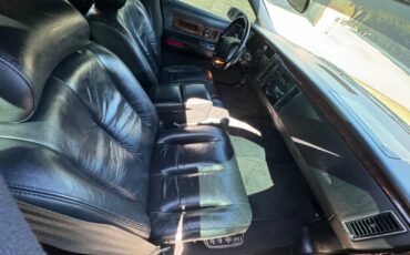 Cadillac-Fleetwood-Berline-1994-Gold-Black-72815-11