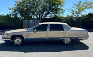 Cadillac-Fleetwood-Berline-1994-Gold-Black-72815-3