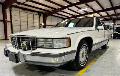 Cadillac-Fleetwood-Berline-1994-White-Burgundy-24718-13