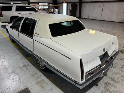 Cadillac-Fleetwood-Berline-1994-White-Burgundy-24718-20