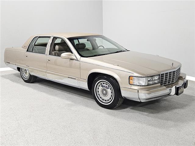 Cadillac-Fleetwood-Berline-1995-Light-Driftwood-Metallic-Tan-113806-5