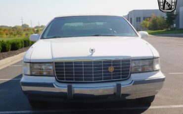 Cadillac-Fleetwood-Berline-1995-White-Blue-120112-8