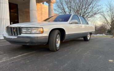 Cadillac-Fleetwood-Berline-1995-White-Tan-148864-19