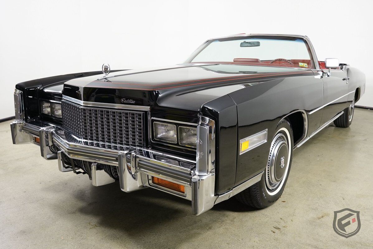 Cadillac-Fleetwood-Cabriolet-1976-19191-7