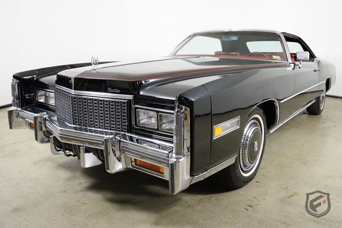 Cadillac-Fleetwood-Cabriolet-1976-19191-8