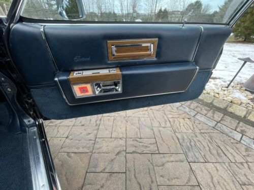 Cadillac-Fleetwood-Coupe-1985-Blue-Blue-78858-23