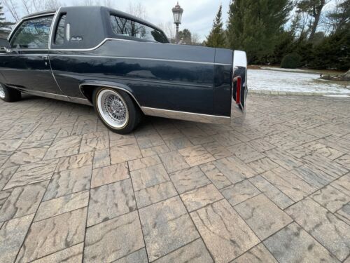 Cadillac-Fleetwood-Coupe-1985-Blue-Blue-78858-8