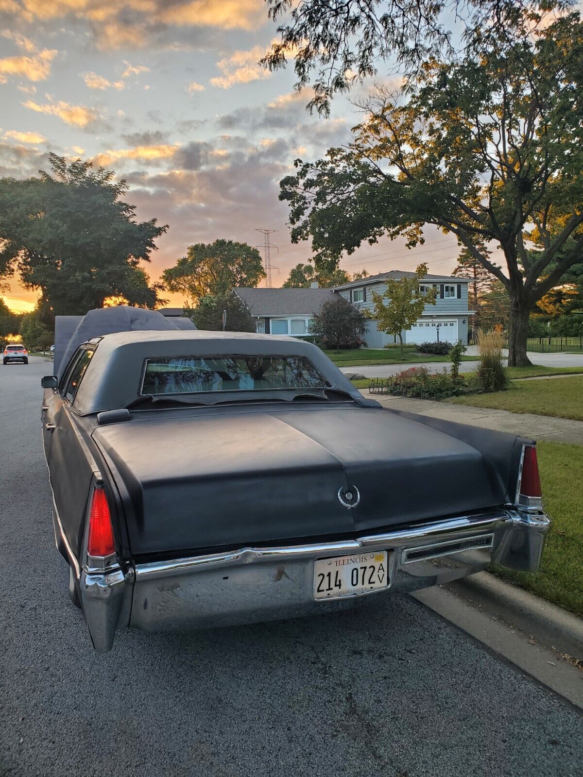 Cadillac-Fleetwood-Limousine-1969-99999-1