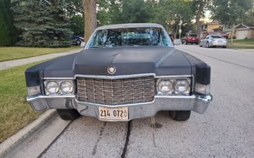 Cadillac-Fleetwood-Limousine-1969-99999-3