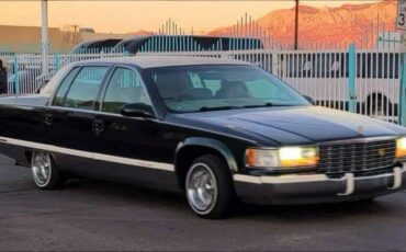 Cadillac-Fleetwood-brougham-1995-green-160934-2