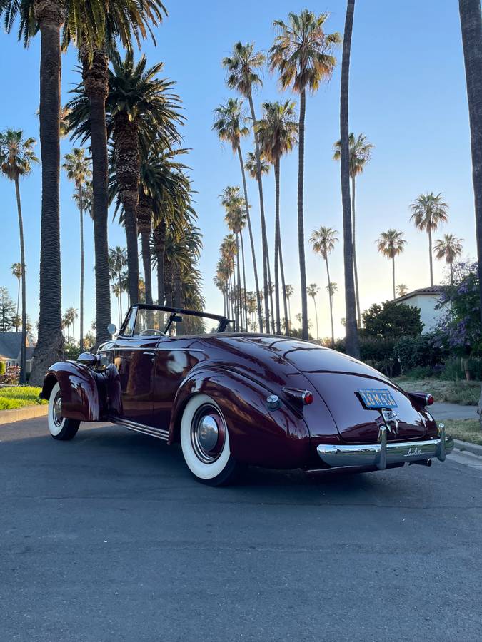 Cadillac-Lasalle-1939-red-159325-10