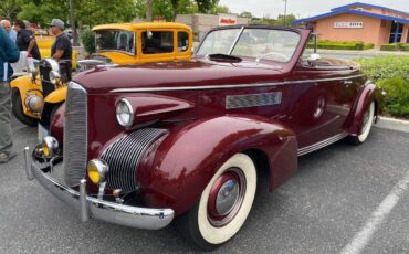 Cadillac-Lasalle-1939-red-159325-18