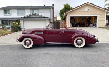 Cadillac-Lasalle-1939-red-159325-19