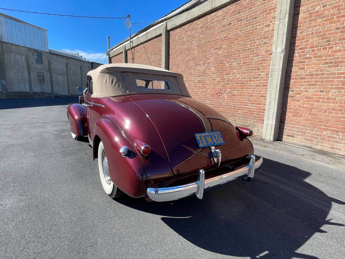 Cadillac-Lasalle-1939-red-159325-4