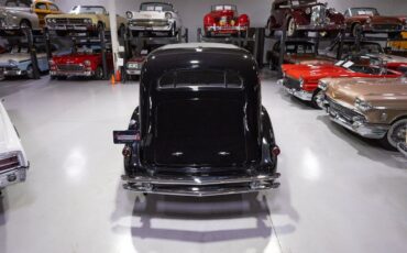 Cadillac-Model-370-D-Fleetwood-V-12-Berline-1934-Black-Gray-86100-9