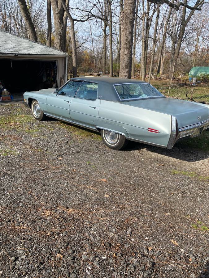 Cadillac-Sedan-deville-1972-112654-1