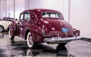 Cadillac-Series-60-Berline-1940-Oxblood-Maroon-Gray-46901-8