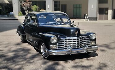 Cadillac-Series-60-Berline-1946-Black-Tan-140752-1