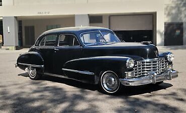 Cadillac-Series-60-Berline-1946-Black-Tan-140752