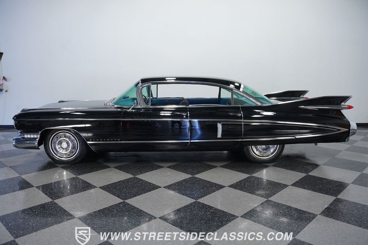 Cadillac-Series-60-Coupe-1959-Black-Black-41373-2