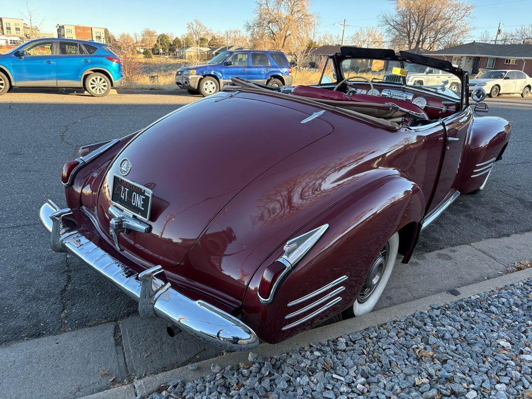 Cadillac-Series-62-1941-Maroon-Black-53567-3