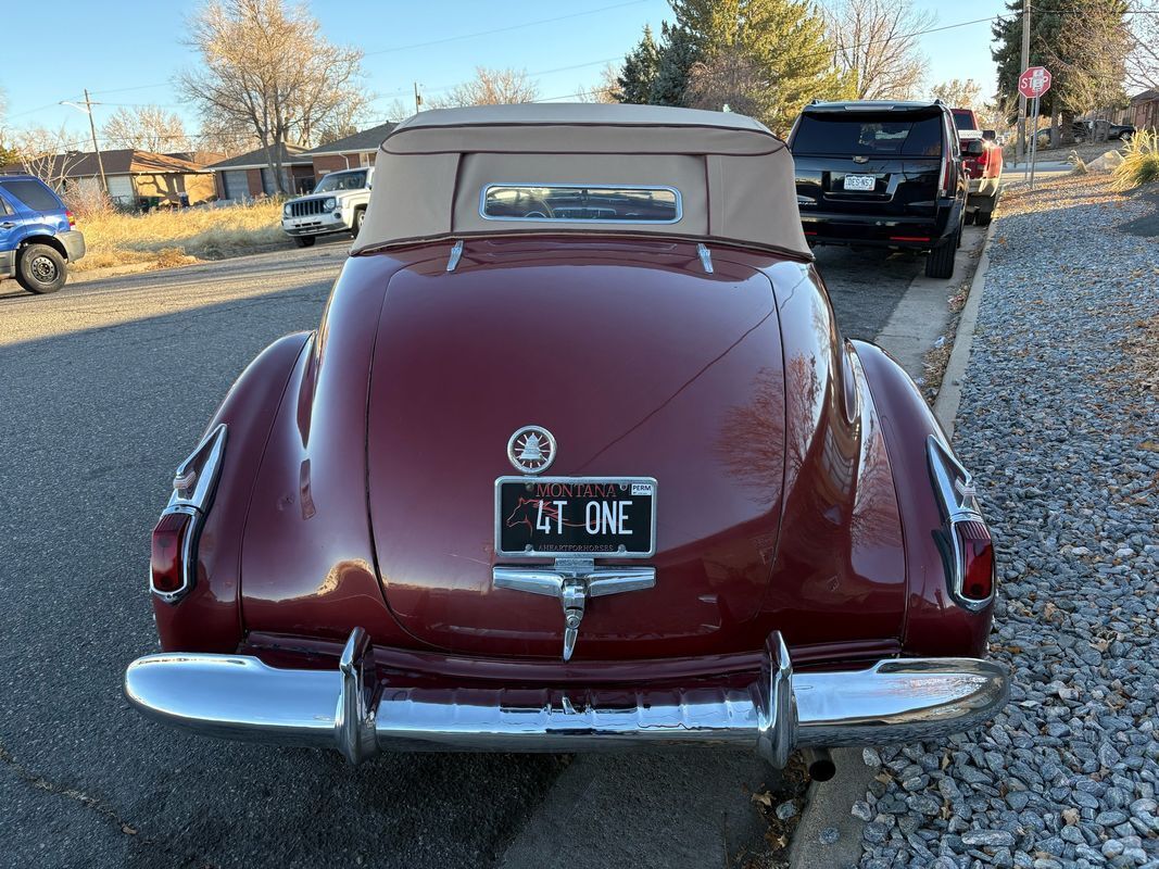 Cadillac-Series-62-1941-Maroon-Black-53567-35