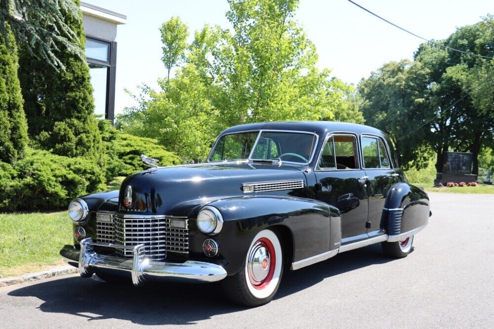 Cadillac-Series-62-Berline-1941-Black-Tan-0-1