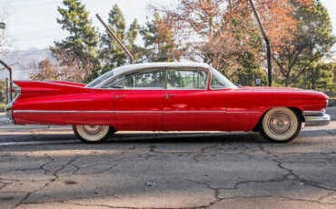 Cadillac-Series-62-Berline-1959-Red-White-148026-8