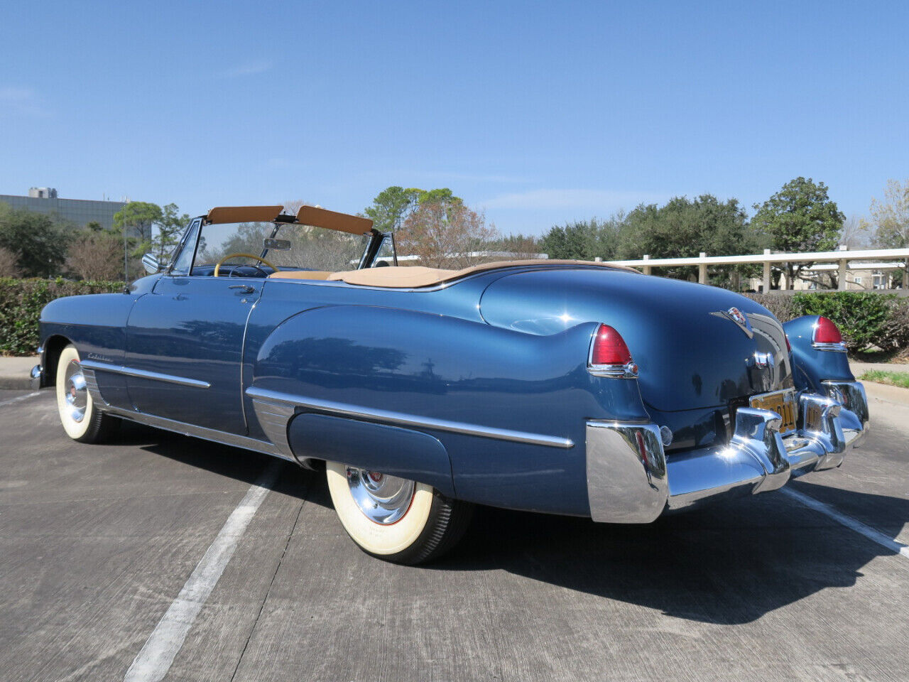 Cadillac-Series-62-Cabriolet-1949-Blue-Brown-101432-5