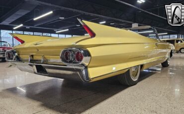 Cadillac-Series-62-Cabriolet-1961-Yellow-White-54798-4