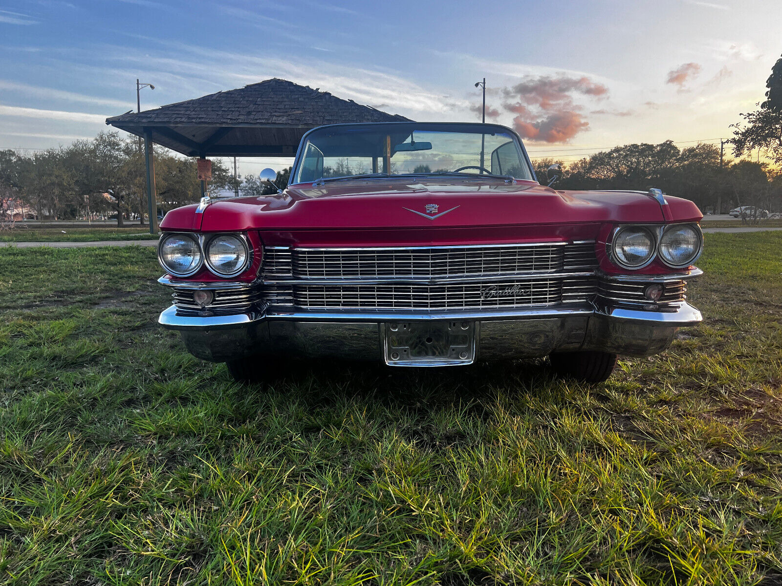 Cadillac-Series-62-Cabriolet-1963-Red-Black-126779-28